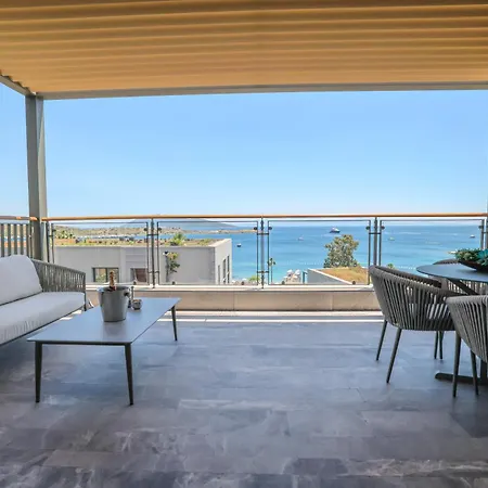 Luxury 5-star Seafront Apartment Bodrum