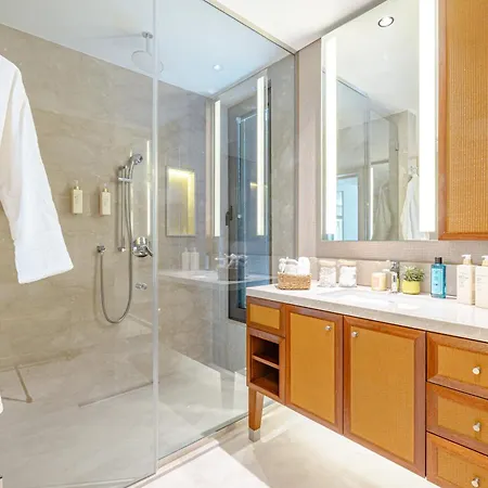 Luxury 5-star Seafront Daire *