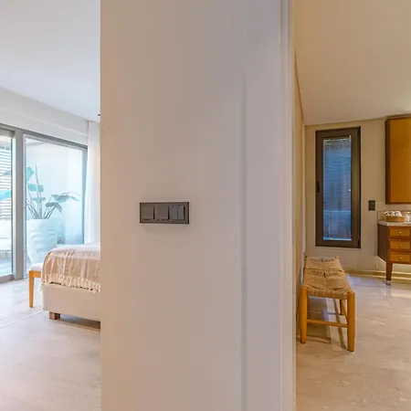Luxury 5-star Seafront Daire Bodrum