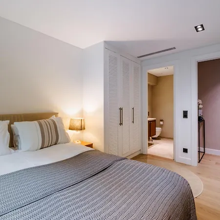 Luxury 5-star Seafront Daire